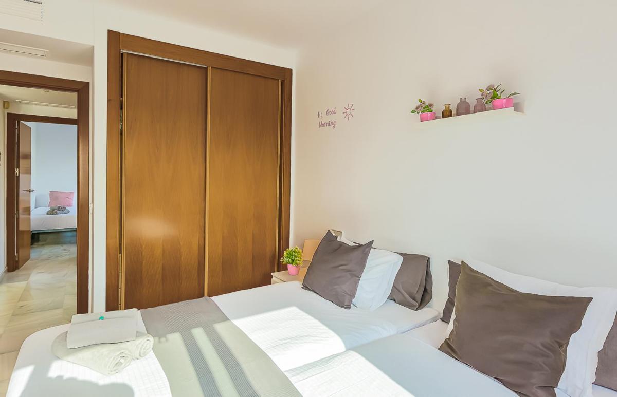 Andaluz Apartments Mar De Nerja Cameră foto
