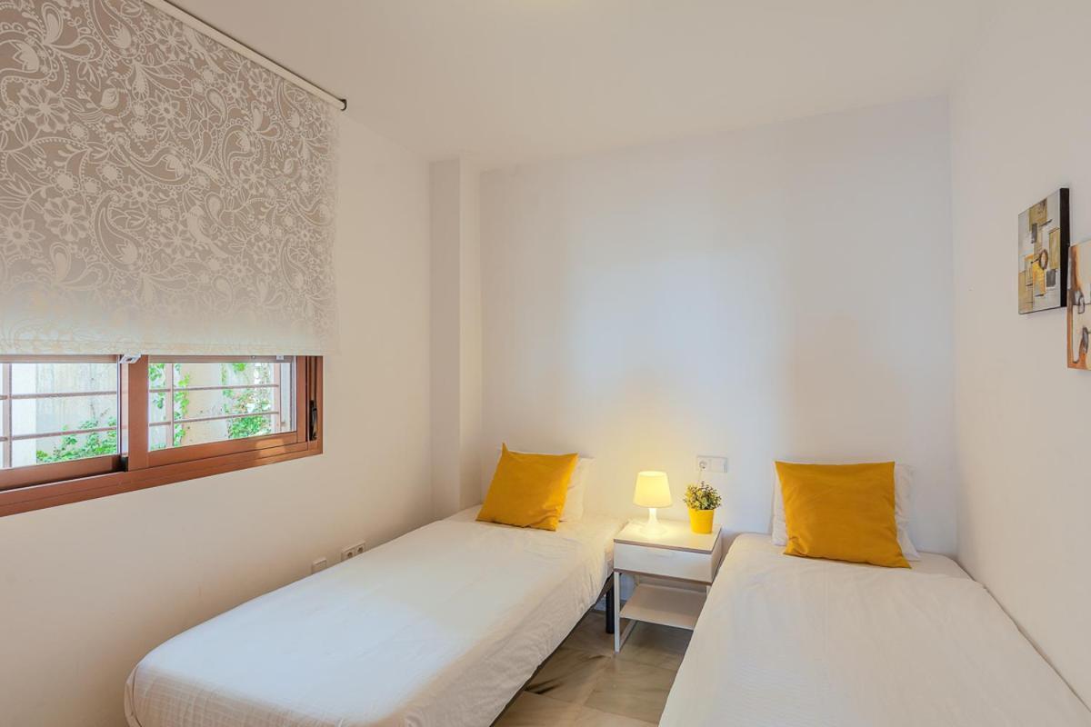 Andaluz Apartments Mar De Nerja Cameră foto
