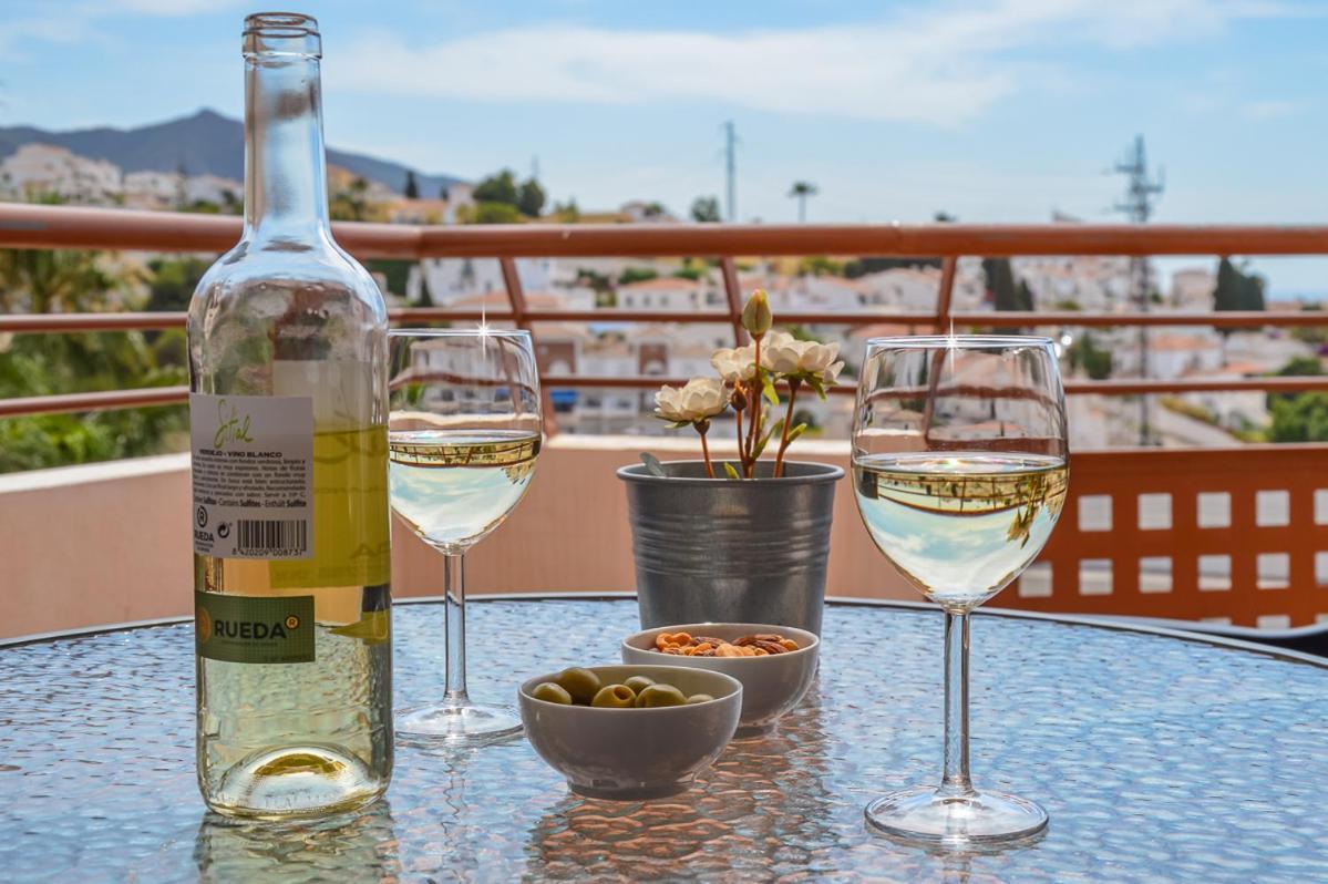 Andaluz Apartments Mar De Nerja Cameră foto